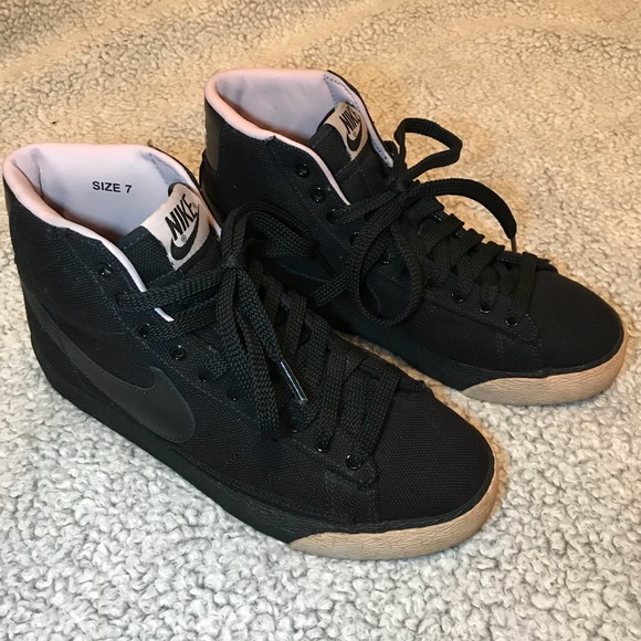 Nike Shoes - Nike Blazer Mid Canvas Basics